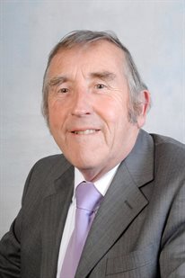 Cllr John (Gwyn)